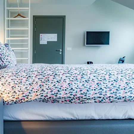 Bed & Breakfast Leopold *